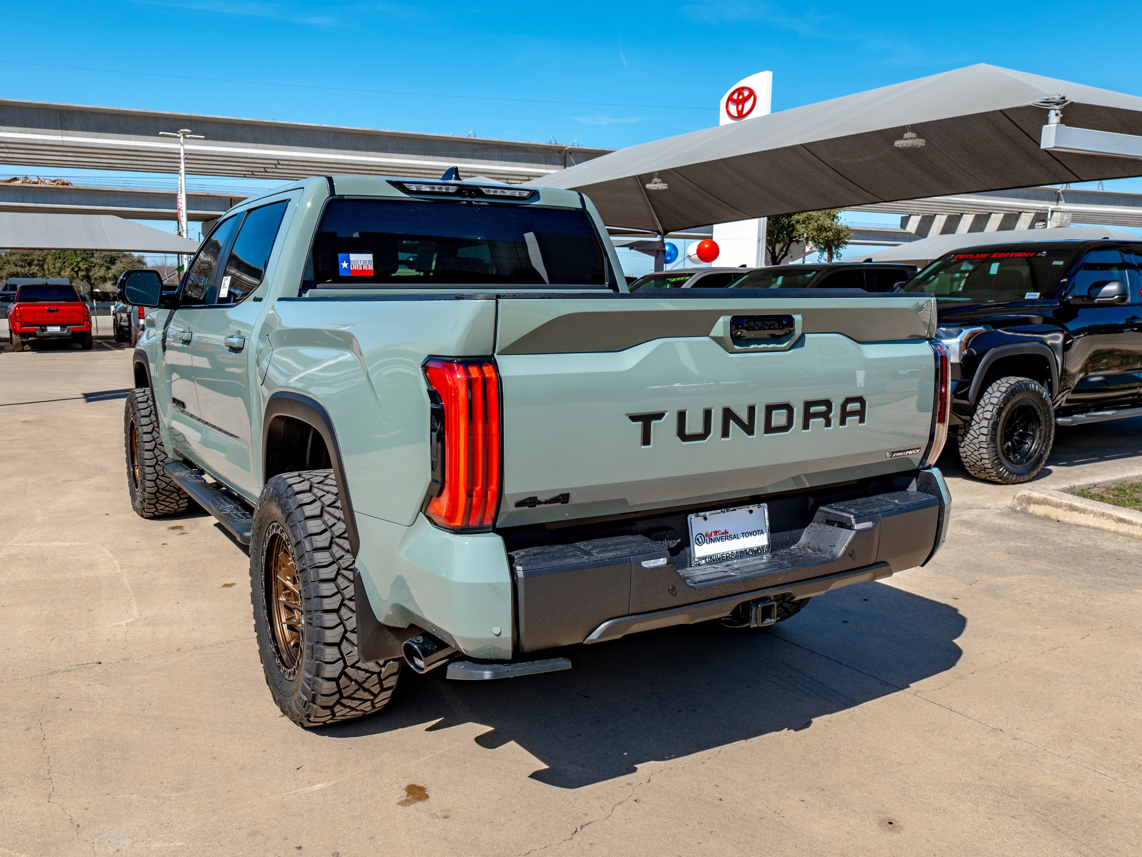 2026 Toyota Tundra i-FORCE MAX Tundra Limited