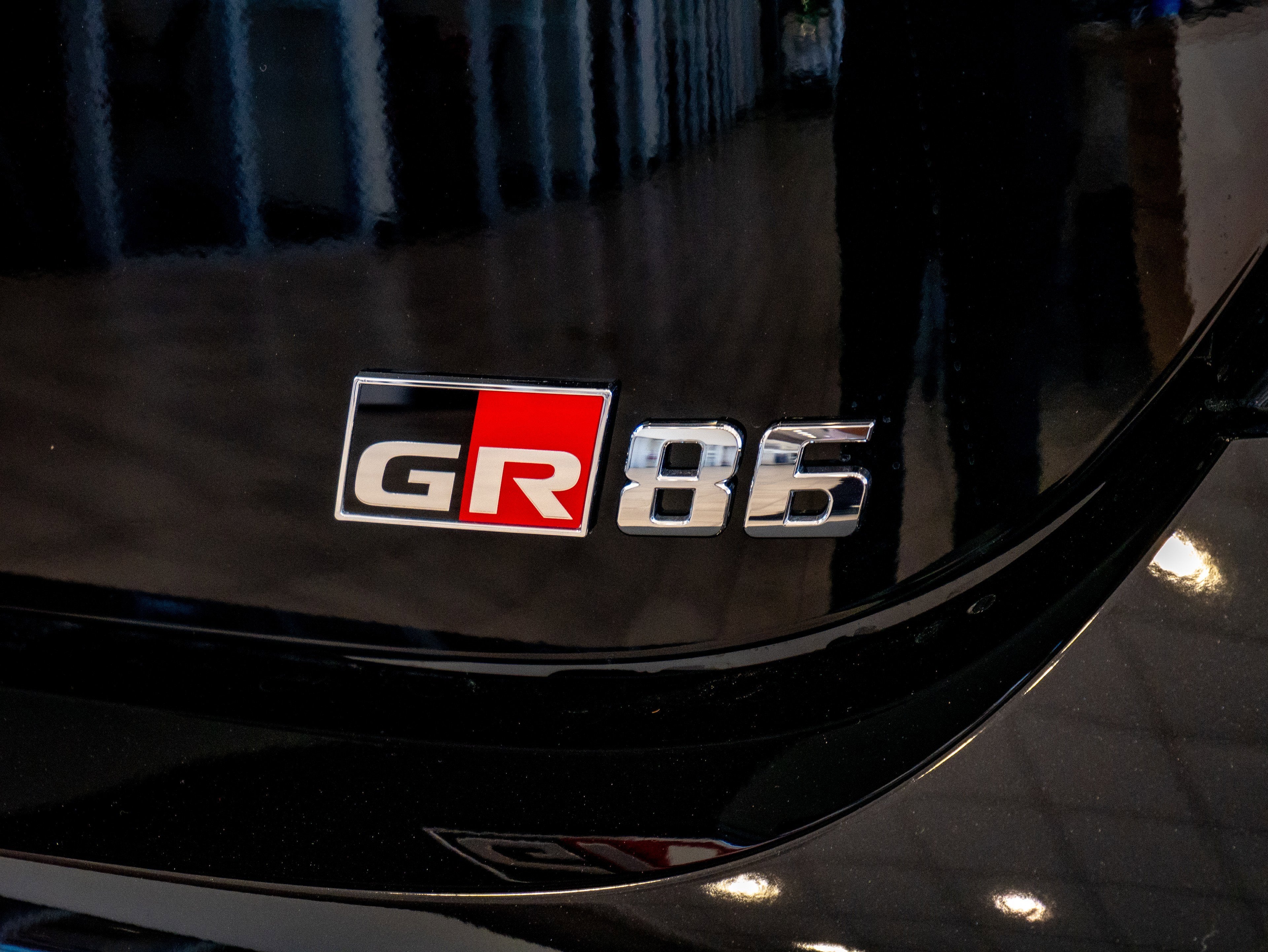 2026 Toyota GR86 Premium MT