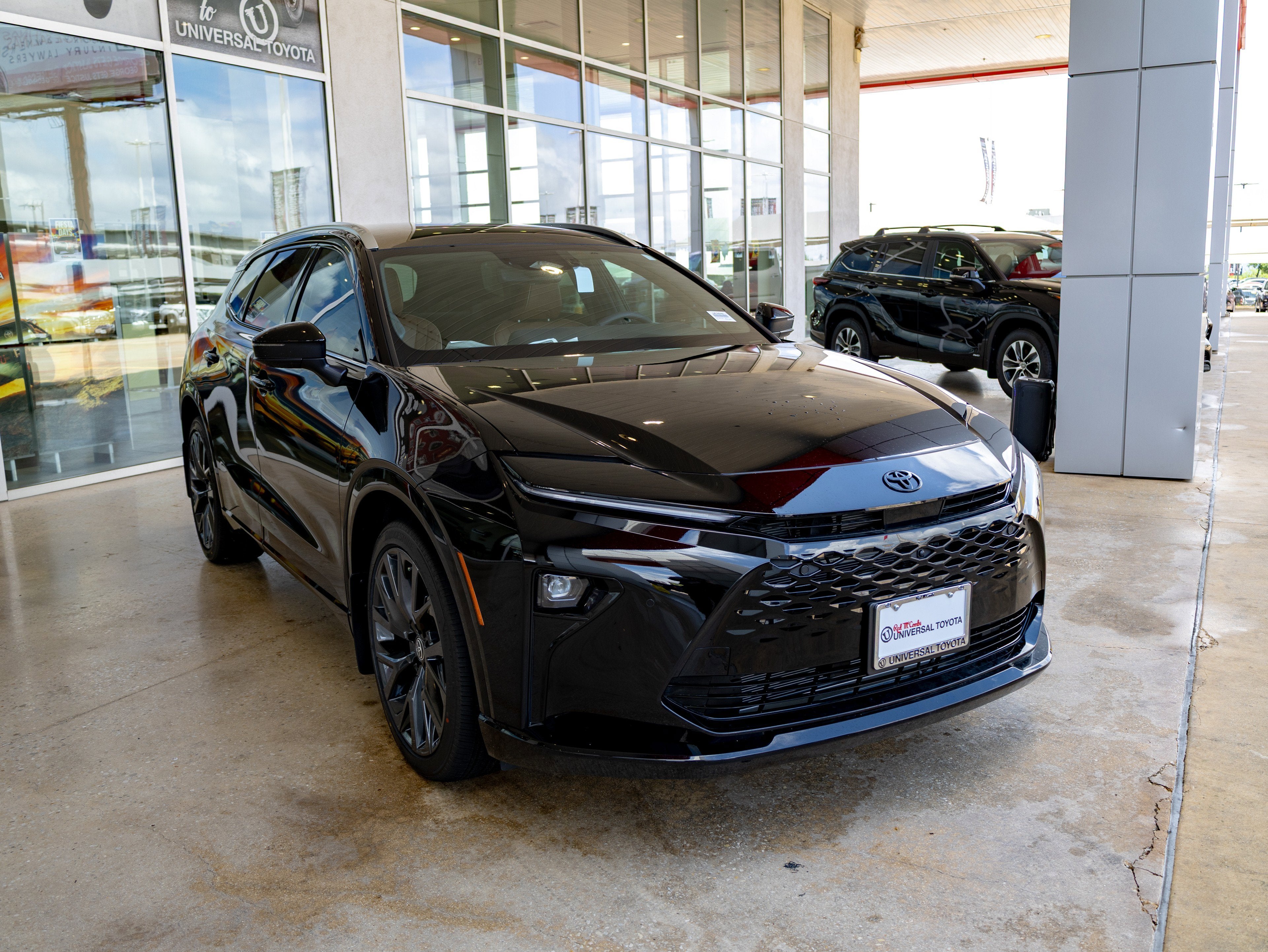 2026 Toyota Toyota Crown Signia Limited