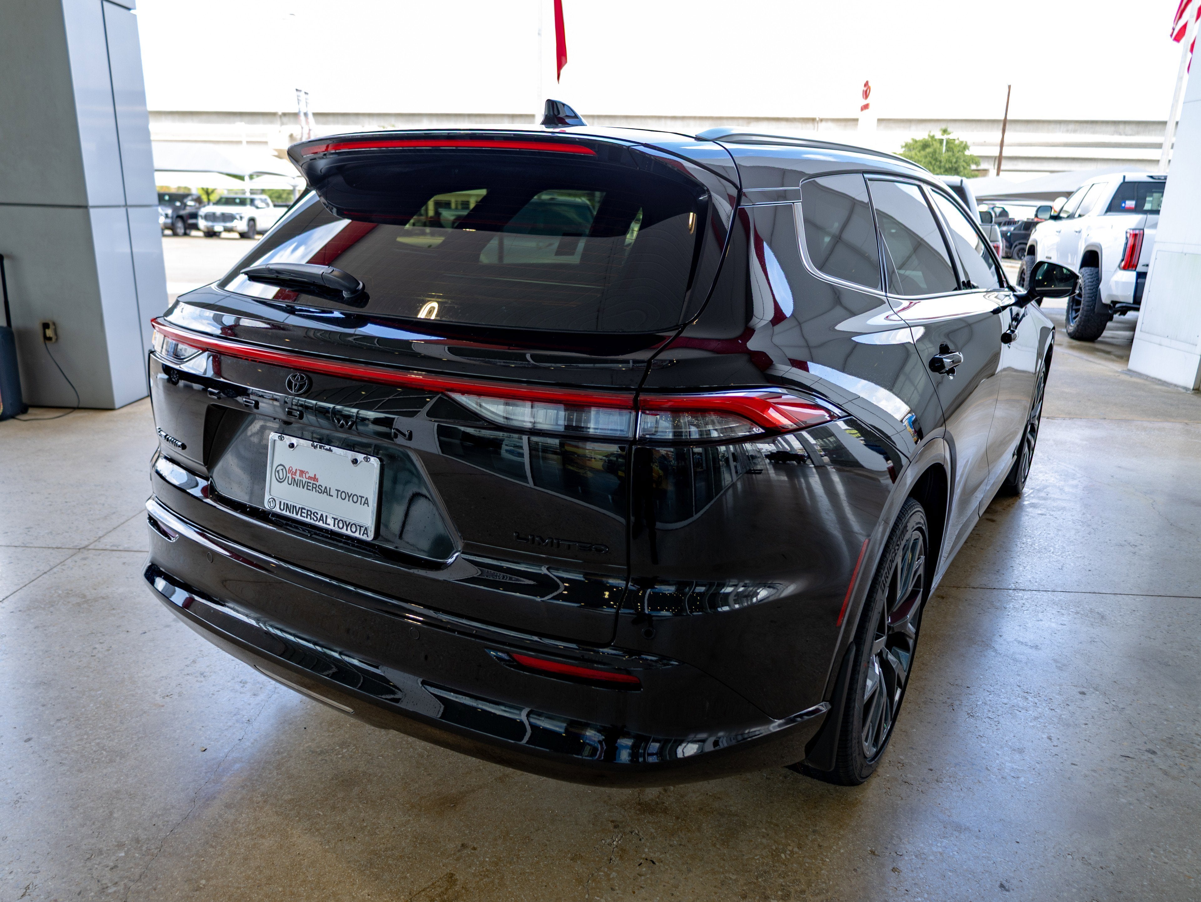 2026 Toyota Toyota Crown Signia Limited