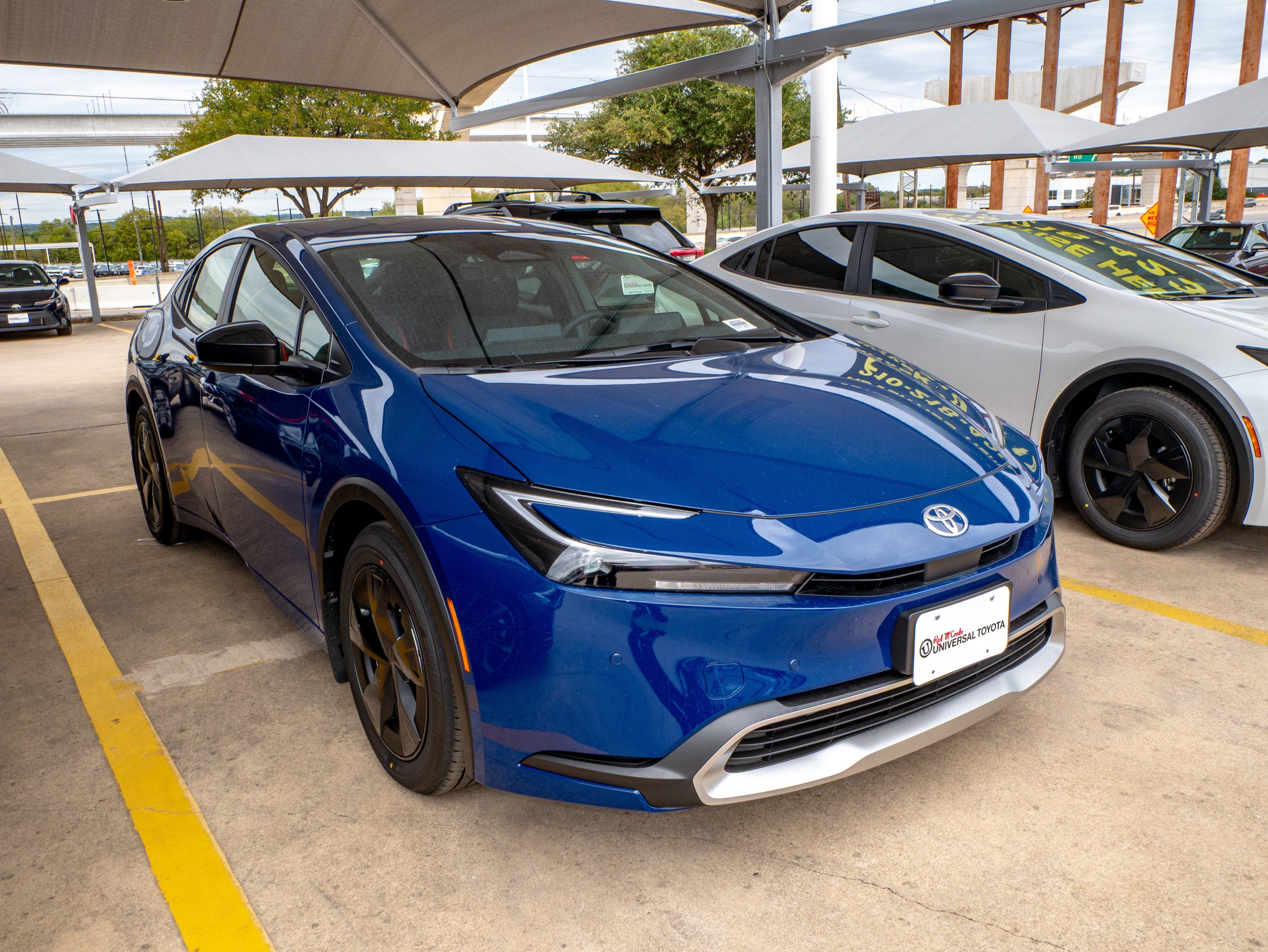 2026 Toyota Prius Plug-in Hybrid SE