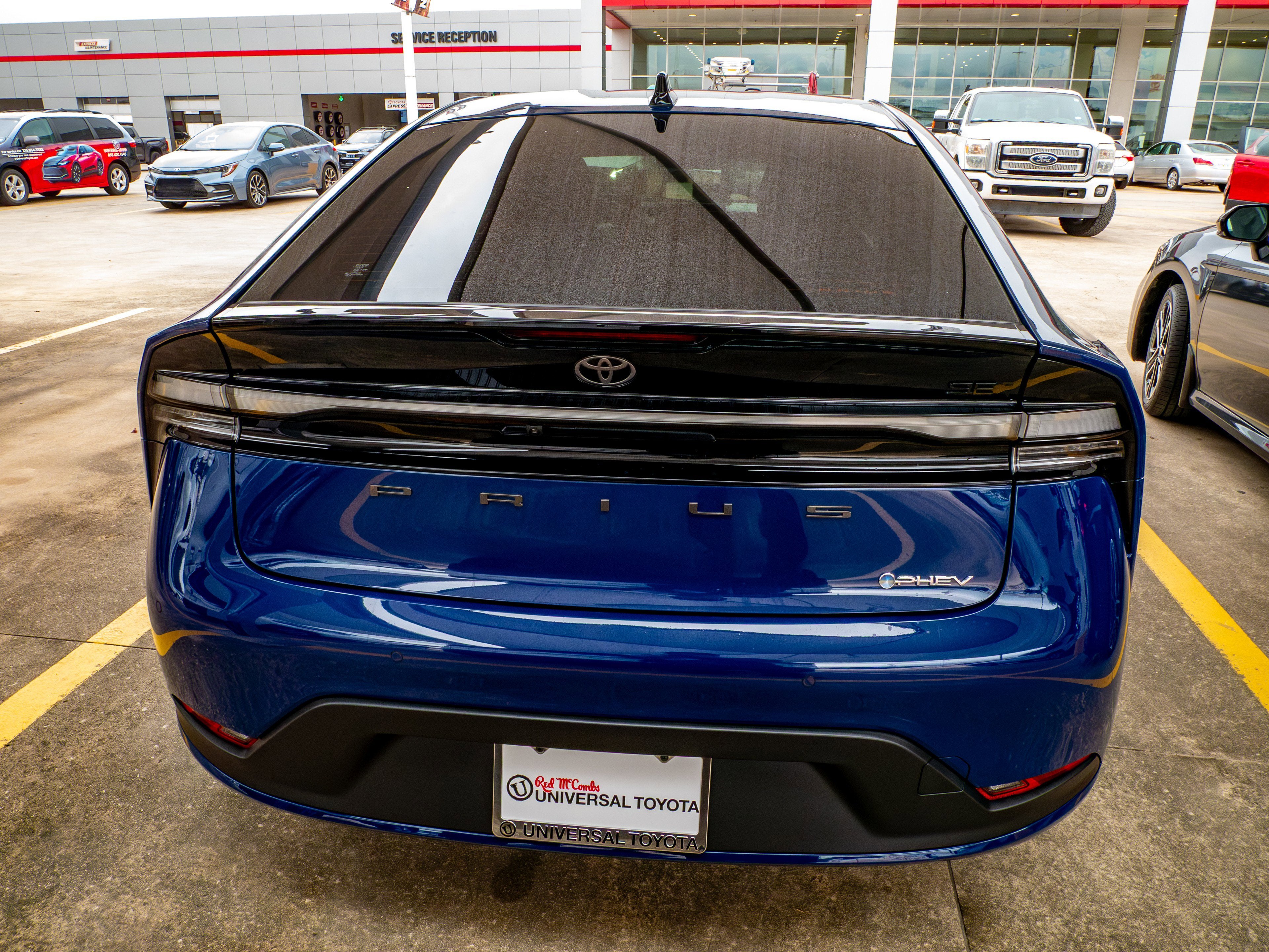 2026 Toyota Prius Plug-in Hybrid SE