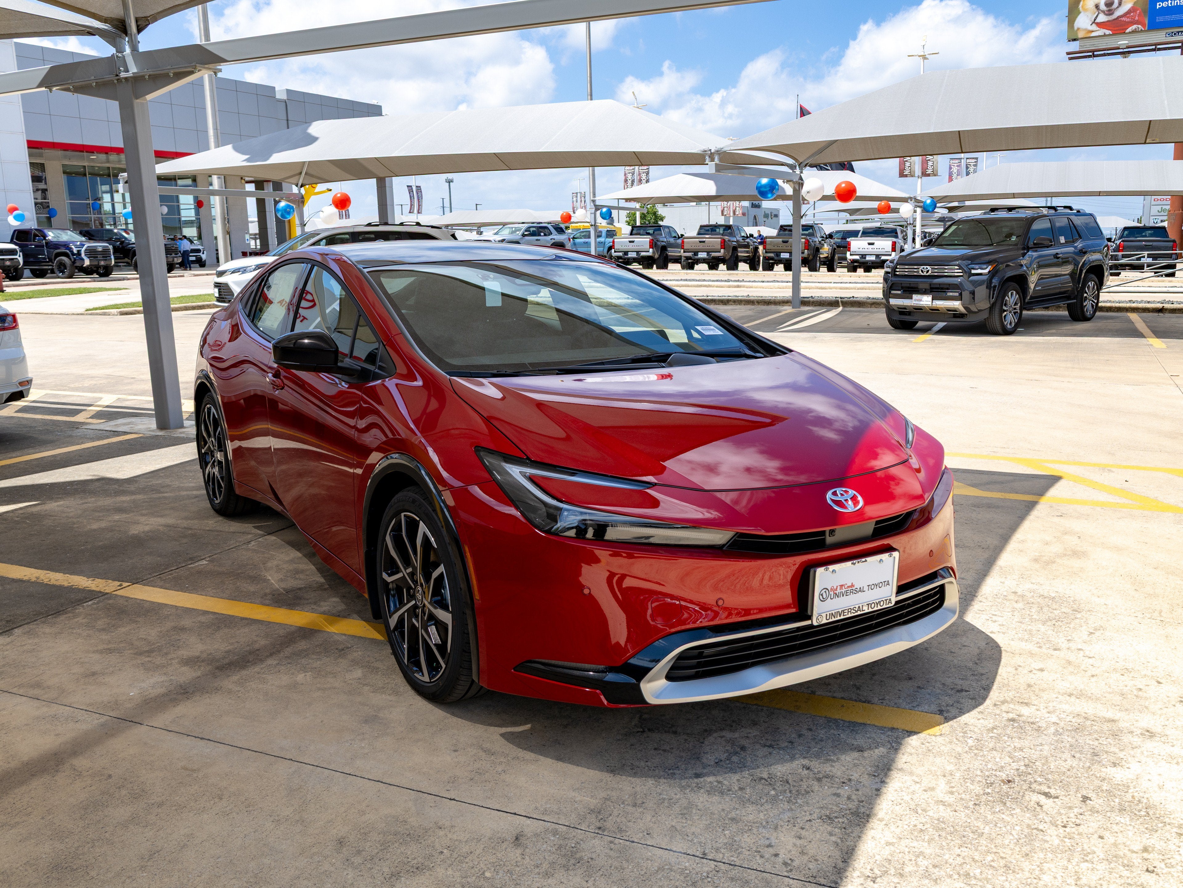 2026 Toyota Prius Plug-in Hybrid XSE Premium