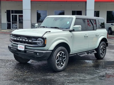 2024 Ford Bronco Outer Banks