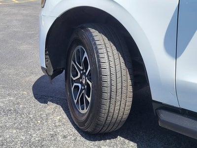 2023 Ford Expedition Max XLT