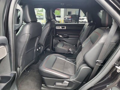 2024 Ford Explorer ST-Line