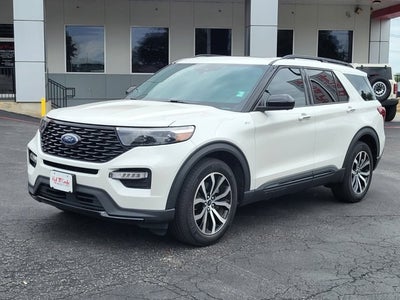 2023 Ford Explorer ST-Line