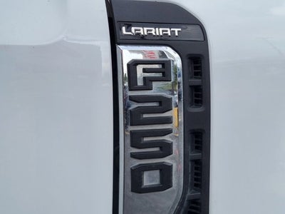 2023 Ford Super Duty F-250 SRW LARIAT
