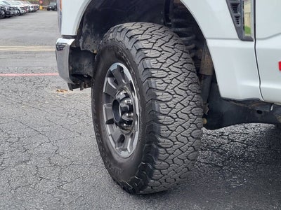 2023 Ford Super Duty F-250 SRW LARIAT