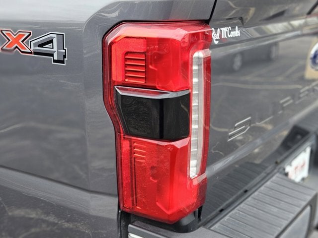 2023 Ford Super Duty F-250 SRW LARIAT