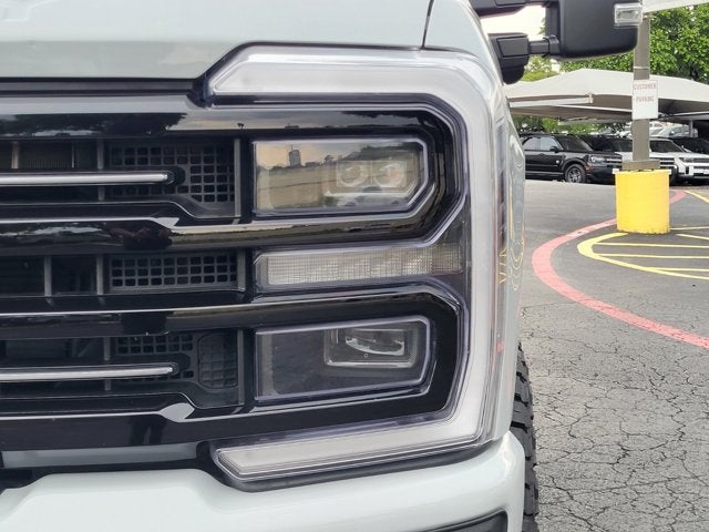 2025 Ford Super Duty F-350 SRW Platinum
