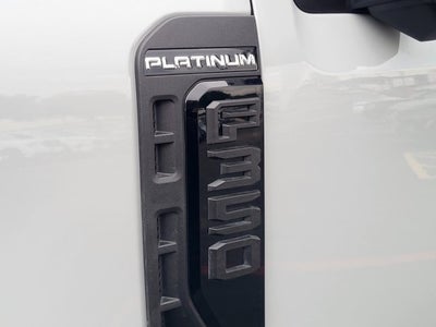 2025 Ford Super Duty F-350 SRW Platinum