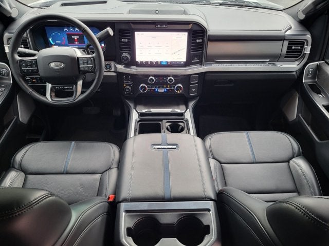 2025 Ford Super Duty F-350 SRW Platinum