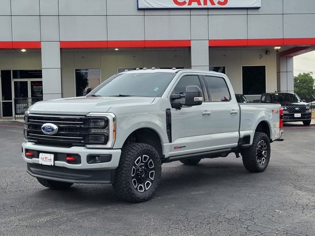 2025 Ford Super Duty F-350 SRW Platinum