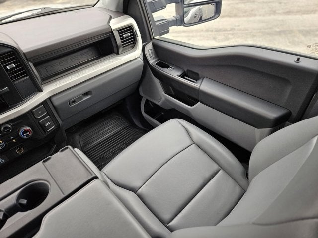 2024 Ford Super Duty F-450 DRW XL