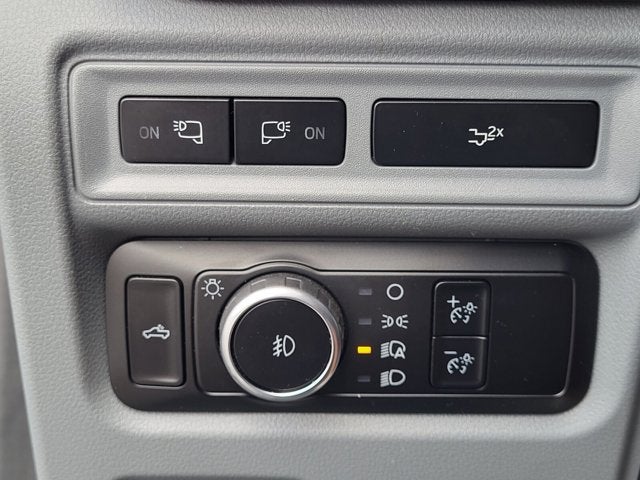 2023 Ford F-150 Base