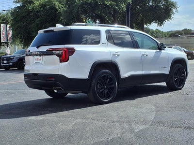 2023 GMC Acadia SLT