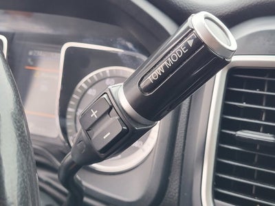 2019 Nissan Titan SV