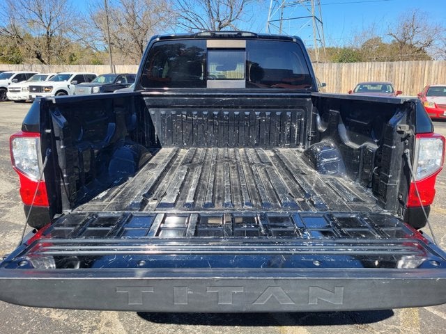 2021 Nissan Titan SV