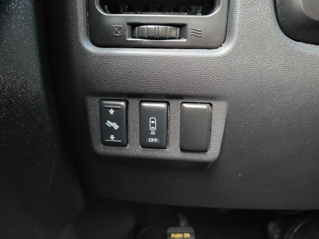 2012 Nissan Titan SL