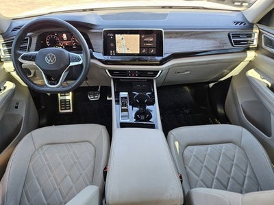 2025 Volkswagen Atlas 2.0T SEL Premium R-Line