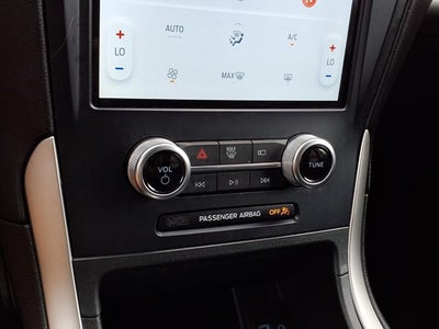 2024 Ford Edge SE