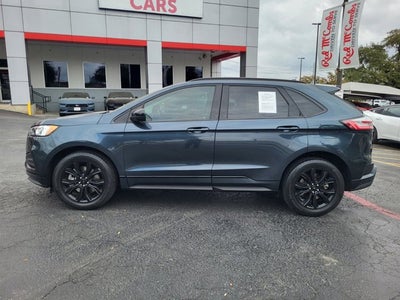 2022 Ford Edge SE