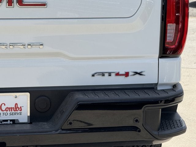 2025 GMC Sierra 1500 AT4X
