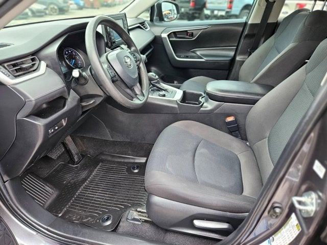 2022 Toyota RAV4 Hybrid LE