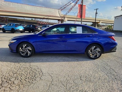 2025 Hyundai Elantra SEL Convenience