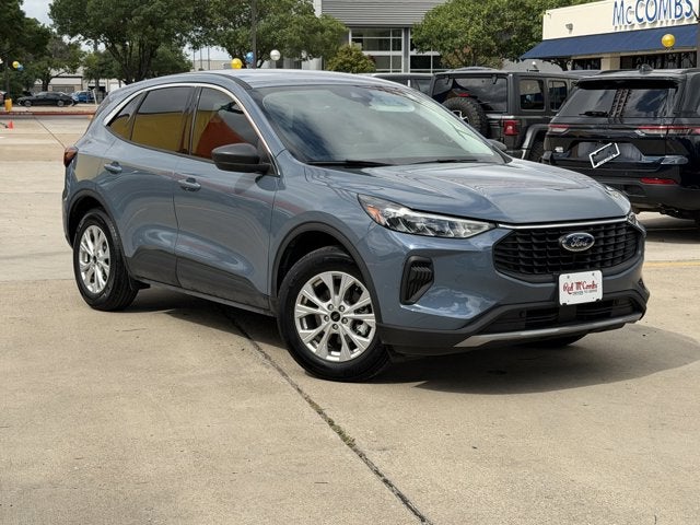 2024 Ford Escape Active FWD's photo