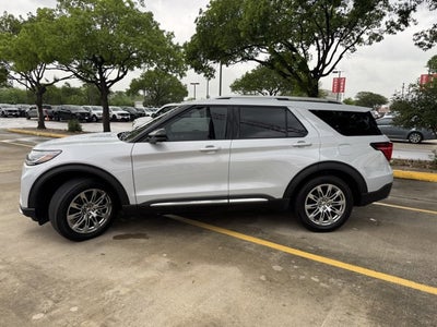 2025 Ford Explorer Platinum