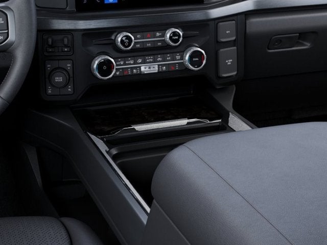 2027 Ford Super Duty F-250 SRW Lariat®