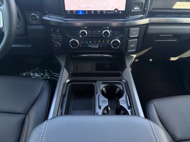 2027 Ford Super Duty F-250 SRW F-250® Lariat®