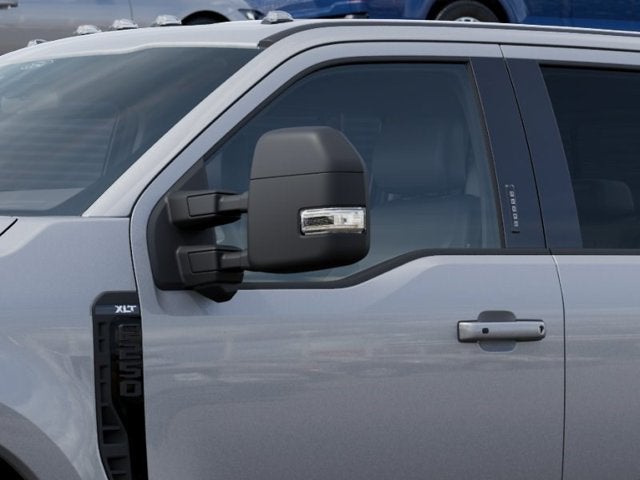 2027 Ford Super Duty F-250 SRW XLT