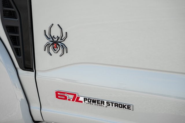 2026 Ford Super Duty F-250 SRW LARIAT BLACK WIDOW