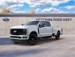 2027 Ford Super Duty F-350 SRW XLT