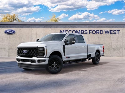 2027 Ford Super Duty F-350 SRW XLT