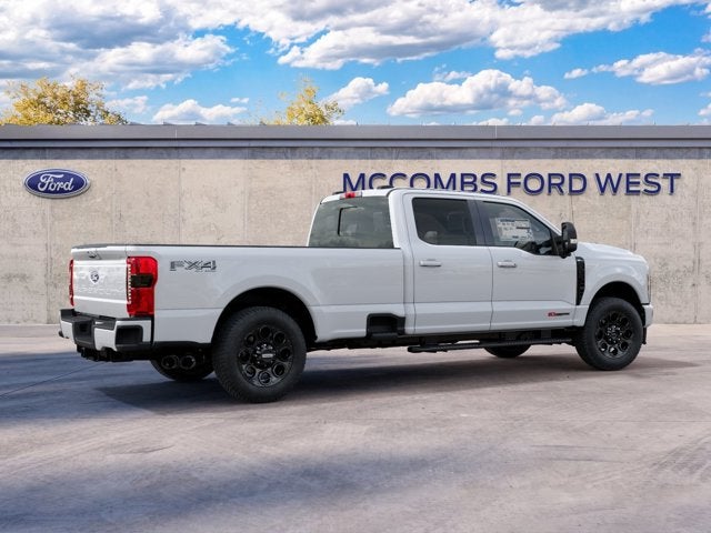 2027 Ford Super Duty F-350 SRW XLT