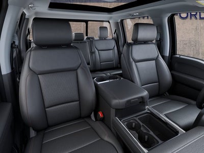 2027 Ford Super Duty F-350 DRW Lariat®