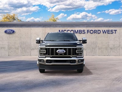 2027 Ford Super Duty F-350 DRW Lariat®