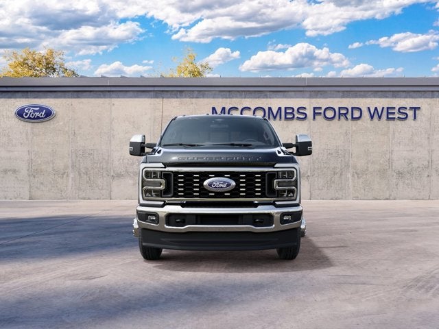 2027 Ford Super Duty F-350 DRW Lariat®