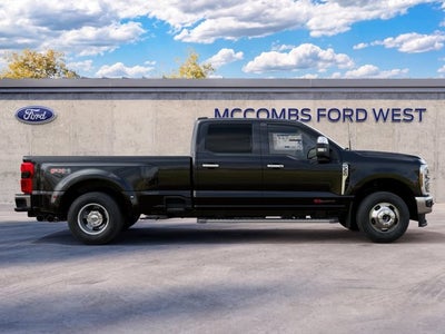 2027 Ford Super Duty F-350 DRW Lariat®