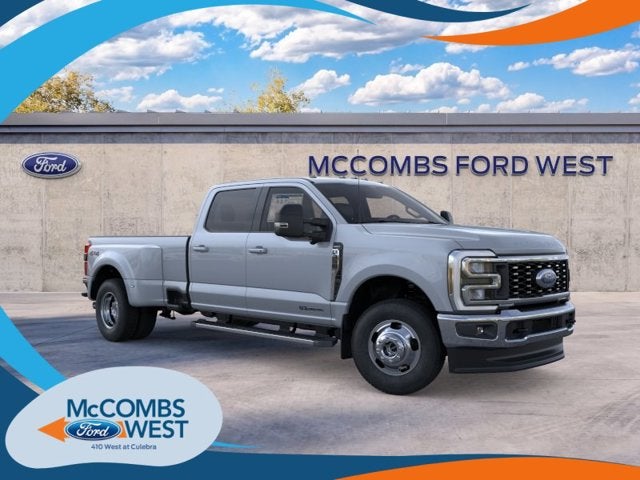 2026 Ford Super Duty F-350 DRW Lariat®