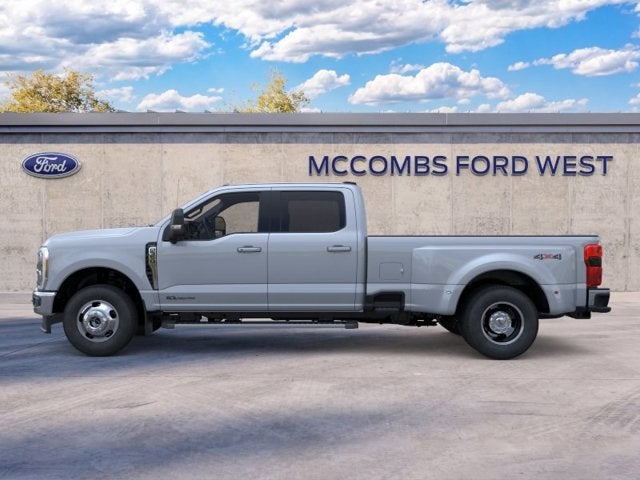 2026 Ford Super Duty F-350 DRW Lariat®