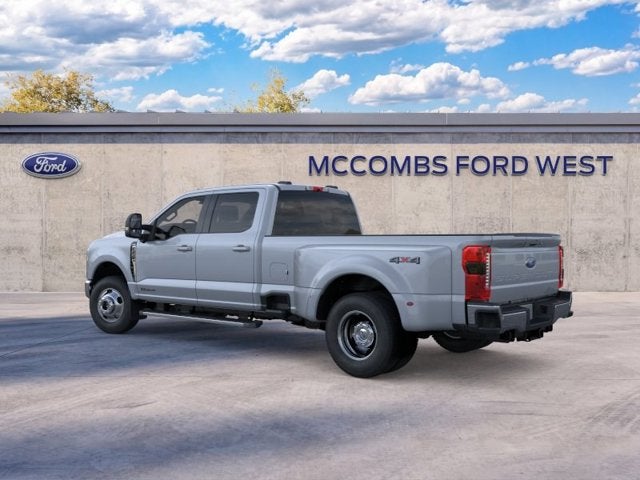 2026 Ford Super Duty F-350 DRW Lariat®