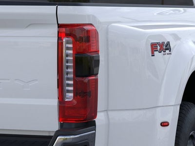 2026 Ford Super Duty F-350 DRW Lariat