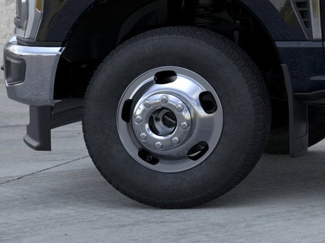 2026 Ford Super Duty F-350 DRW Lariat