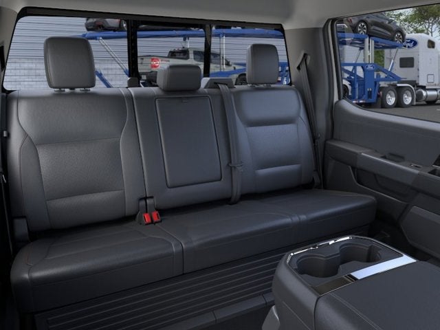 2026 Ford Super Duty F-350 DRW Lariat