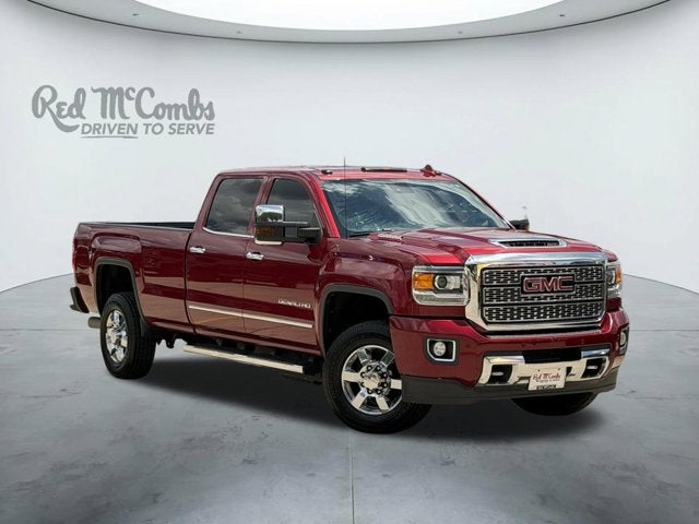 2019 GMC Sierra 4WD Crew Cab Long Box Denali's photo
